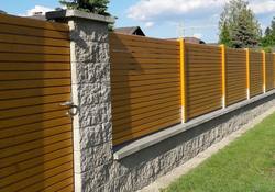 Tür und Sichtschutz im gleichen Design