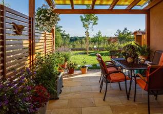 Terrassenüberdachung samt Beschattung