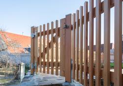Zaun und Türl im gleichen Design