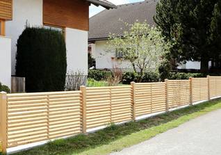 Sichtschutz Jalousie - 12 mm Durchsicht - Lärche natur