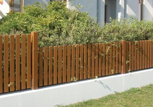 Bretterzaun Variante - Funktionale Gartenzäune