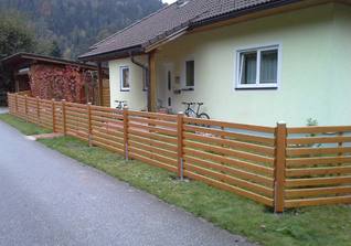 Waagrechtzaun nach Maß gefertigt