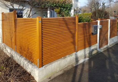 Sichtschutz Jalousie nach Maß gefertigt