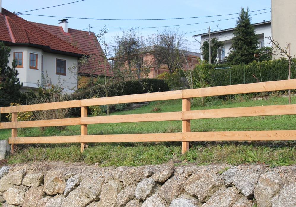 Balkenzaun mit 3 Durchzügen