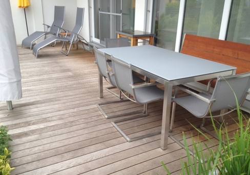 Terrassenboden Lärche maßgenau verlegt
