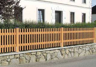 Lattenzaun breitseitig montiert - Lärche