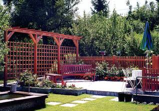 Pergola und Zaun – Aus einer Hand von Fröschl